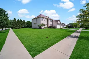 1 Duval Ct, Bolingbrook, IL 60490 - Photo 64