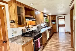1240 S Appleton Rd, Belvidere, IL 61008 - Photo 10
