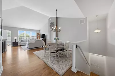 4055 Chesapeake Lane, Naperville, IL 60564 - Photo 6