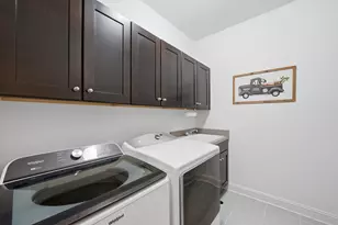 4055 Chesapeake Ln, Naperville, IL 60564 - Photo 24