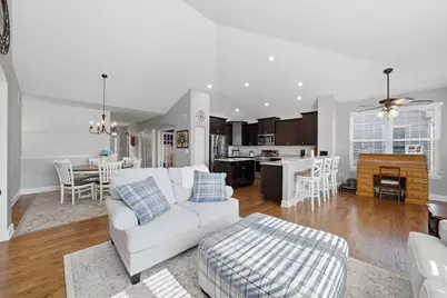 4055 Chesapeake Lane, Naperville, IL 60564 - Photo 12