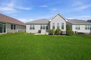 4055 Chesapeake Ln, Naperville, IL 60564 - Photo 26
