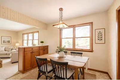 8 Candlewick Court, North Aurora, IL 60542 - Photo 4