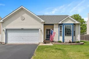 1307 Broadlawn Dr, Plainfield, IL 60586 - Photo 2