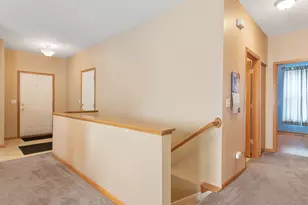 1307 Broadlawn Dr, Plainfield, IL 60586 - Photo 8