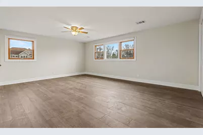 538 N Broadway Avenue, Park Ridge, IL 60068 - Photo 16