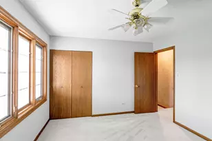 1813 Chippingham Rd, Woodridge, IL 60517 - Photo 36