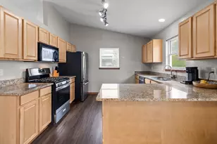 2731 Clines Ford Dr, Belvidere, IL 61008 - Photo 6