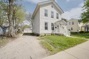 371 Cedar St, Aurora, IL 60506 - Photo 4