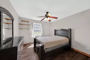 7225 W Higgins Ave, Chicago, IL 60656 - Photo 8