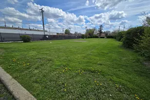 7225 W Higgins Ave, Chicago, IL 60656 - Photo 14