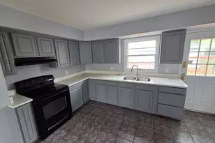 1421 Heather Dr, Aurora, IL 60506 - Photo 8