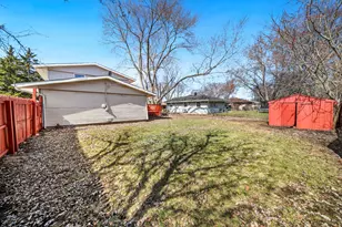 1421 Heather Dr, Aurora, IL 60506 - Photo 34
