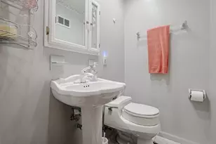 9714 Kedvale Ave, Skokie, IL 60076 - Photo 12