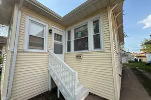 338 157th St, Calumet City, IL 60409 - Photo 2