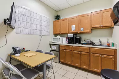 5544 W Belmont Avenue, Chicago, IL 60641 - Photo 6