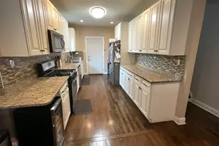 1708 E 84th Pl, Chicago, IL 60617 - Photo 4