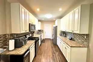 1708 E 84th Pl, Chicago, IL 60617 - Photo 8
