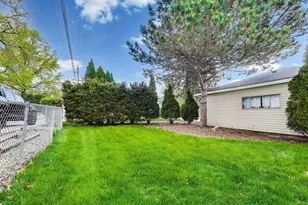 345 E View St, Lombard, IL 60148 - Photo 32
