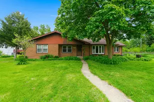 1210 Franklin St, Ottawa, IL 61350 - Photo 1