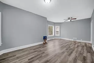 7724 S Green St, Chicago, IL 60620 - Photo 10