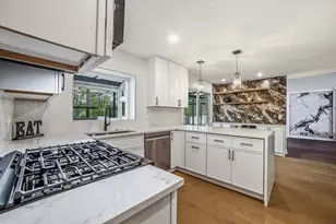 19W071 Ave Chateaux, Oak Brook, IL 60523 - Photo 12
