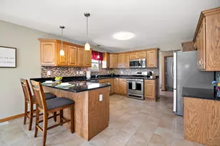 1768 Samantha Ln, Bourbonnais, IL 60914 - Photo 8