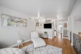 223 Shawnee Cir, Bartlett, IL 60103 - Photo 18