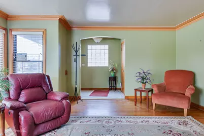 9055 S Luella Avenue, Chicago, IL 60617 - Photo 6