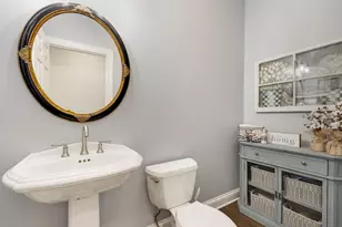 148 Jane Ct, Clarendon Hills, IL 60514 - Photo 22