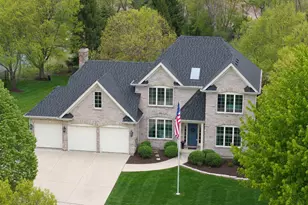510 Thorne St, Batavia, IL 60510 - Photo 1