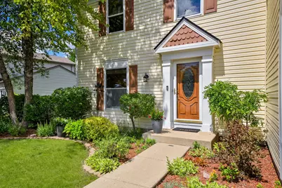 1143 Woodlake Drive, Carol Stream, IL 60188 - Photo 2