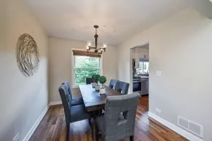1143 Woodlake Dr, Carol Stream, IL 60188 - Photo 4