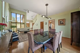 1254 Golf View Dr, Woodridge, IL 60517 - Photo 6