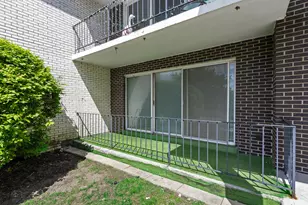 9821 S Keeler Ave, Oak Lawn, IL 60453 - Photo 2