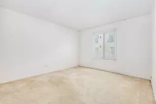9821 S Keeler Ave, Oak Lawn, IL 60453 - Photo 14