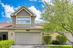 723 N Walden Dr, Palatine, IL 60067 - Photo 1