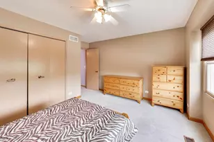 723 N Walden Dr, Palatine, IL 60067 - Photo 22