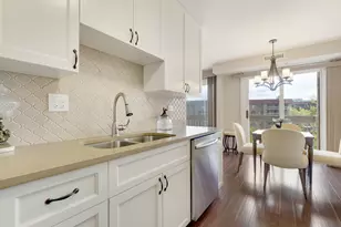 1280 Rudolph Rd, Northbrook, IL 60062 - Photo 14