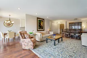 1280 Rudolph Rd, Northbrook, IL 60062 - Photo 8