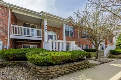 9409 Georgetown Square, Orland Park, IL 60467 - Photo 2