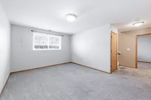 9409 Georgetown Square, Orland Park, IL 60467 - Photo 30