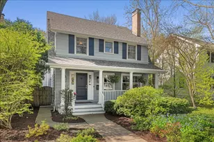 1082 Ash St, Winnetka, IL 60093 - Photo 2