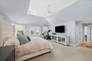 1082 Ash St, Winnetka, IL 60093 - Photo 28