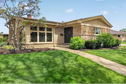 10681 Newbury Street, Westchester, IL 60154 - Photo 1