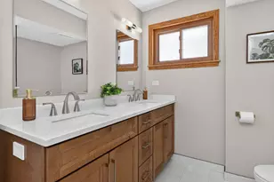 10681 Newbury St, Westchester, IL 60154 - Photo 14