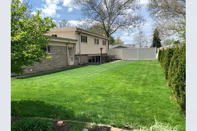 10681 Newbury Street, Westchester, IL 60154 - Photo 26