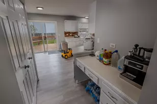 1060 Elma Ave, Elgin, IL 60120 - Photo 22