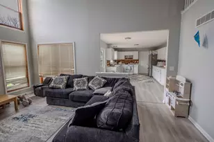 1060 Elma Ave, Elgin, IL 60120 - Photo 12