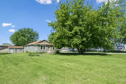 201 5th Street, Colona, IL 61241 - Photo 2